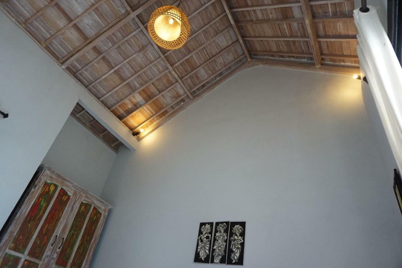 Louto Dmell Guesthouse Sanur Extérieur photo